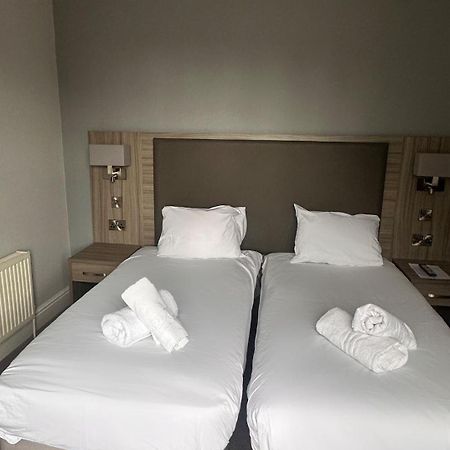 St Andrews Town Hotel Дройтуич Экстерьер фото