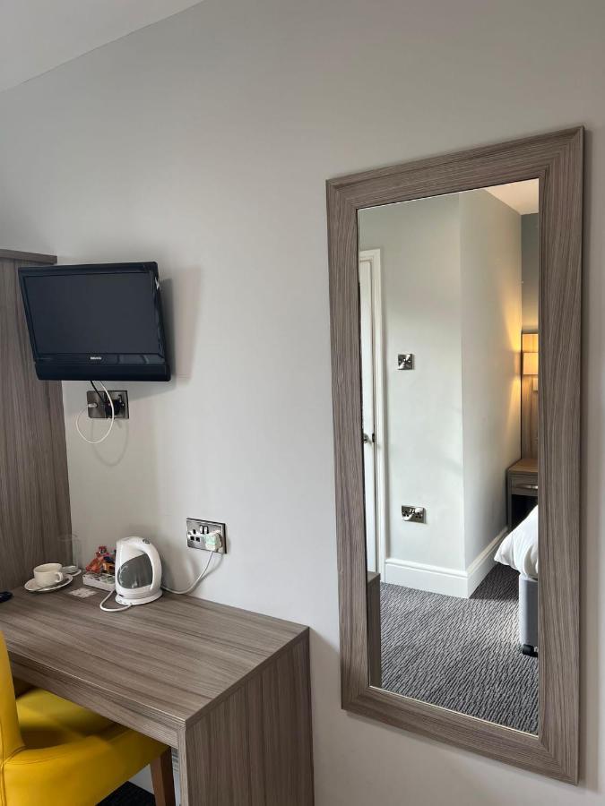 St Andrews Town Hotel Дройтуич Экстерьер фото