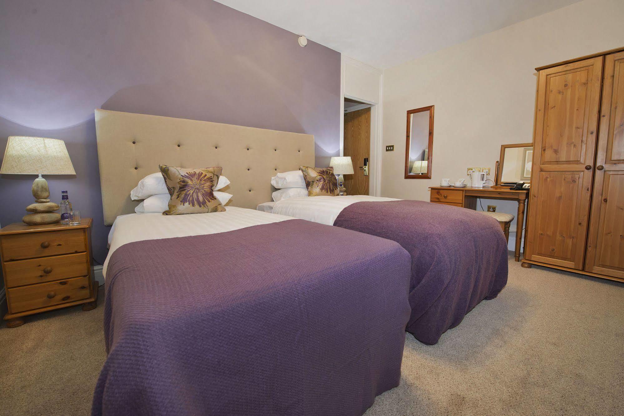 St Andrews Town Hotel Дройтуич Экстерьер фото